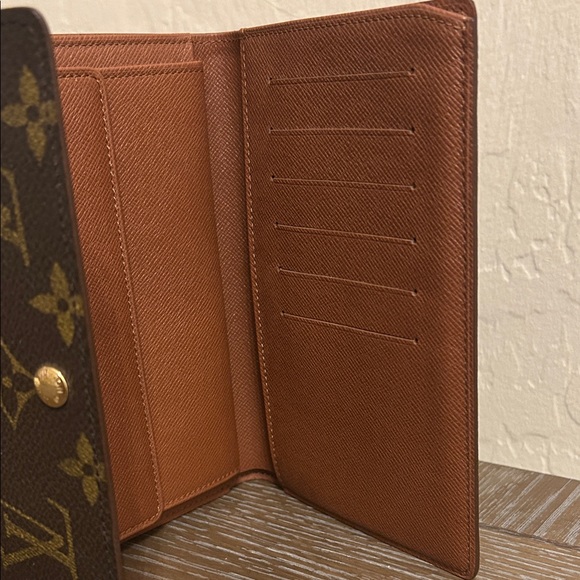 Louis Vuitton | **Vintage** | Monogram Canvas Porte Tresor Etui Papier Wallet - Picture 8 of 13